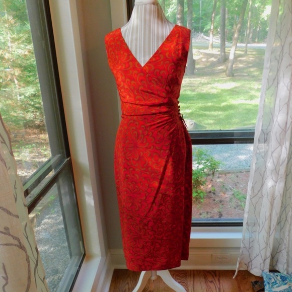 Donna Morgan Dresses & Skirts - Donna Morgan silk red vneck, ruching, faux wrap